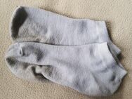 Ein paar getragene Socken - Berlin Charlottenburg-Wilmersdorf