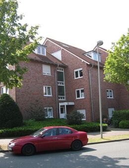 3 Zimmer Dachgeschosswohnung in Paderborn Auf der Lieth - Paderborn