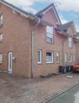 Erholung im Freien: DHH mit Garten in Oer-Erkenschwick-Klein-Erkenschwick - Oer-Erkenschwick