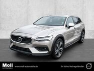 Volvo V60, Cross Country Plus AWD B5 Benzin EU6d digitales Sitze, Jahr 2024 - Aachen