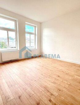 JETZT ZUM NEUEN PREIS-Exklusive sanierte 5-Zimmer Altstadtwohnung mit großem Balkon und Stellplatz - Parchim