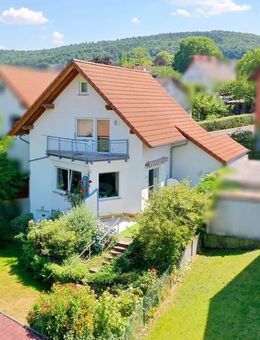 Doppelhaushälfte mit Fernblick ins Grüne - Linsengericht