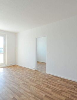 Grüne und ruhige Lage - 6. Etage- renoviert ab sofort - Halle (Saale)