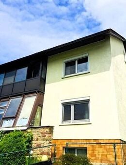 3,5 Zimmerwohnung mit Wintergarten und eigenem Garten mit Terrasse in Südseite! - Birenbach