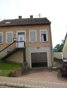 Wannemacher Immobilien **** Einfamilienhaus in ruhiger Lage von Friedrichsthal **** - Friedrichsthal (Saarland)