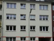 Gepflegtes Mehrfamilienhaus mit 8 Einheiten - mit energetischer Sanierung! - Provisionsfrei - Neuss