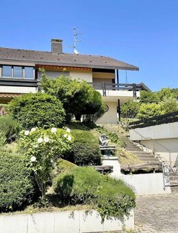 für die große Familie: Doppelhaushälfte in Grenzach - Grenzach-Wyhlen