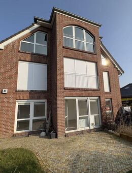 ca. 110 m2 NUF: 4 Zimmer mit Garten, Balkon und Stellplatz in familienfreundlicher Lage von Rudow - Berlin