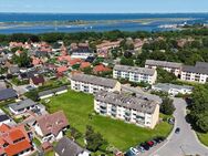 Charmante Hochparterre-Wohnung mit Balkon, EBK u. Vollbad in ruhiger Lage - Heiligenhafen