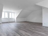 Großes 3-ZKB Dachstudio mit EBK und Carport - frisch saniert – Speyer Süd - Speyer