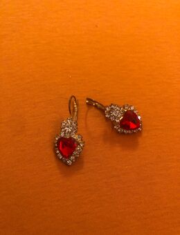 Ohrringe mit rotestee er in zu verschenken in Dresden oder Versand - Dresden