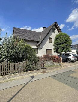 Großzügige Eigentums - W O H N U N G mit Wintergarten - Minden (Nordrhein-Westfalen)