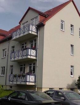 sehr schöne 3-Zimmer-DG-Wohnung mit Balkon, Stellplatz - Lommatzsch
