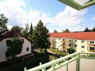 Gepflegte Wohnung mit sonnigem Balkon - zum Sondermietpreis!! - Hohenstein-Ernstthal