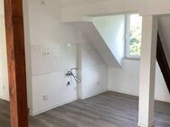 Charmante 2 Zimmer-Dachgeschoß-Wohnung! - Nürnberg
