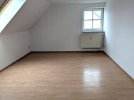 Schicke 2 Raumwohnung in grüner Lage mit Einbauküche zu vermieten!!!! - Merseburg