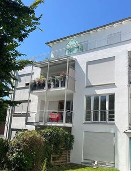 Top-gepflegte 3-Zimmer-Wohnung mit Südbalkon in sehr schöner Wohnanlage - Straubing