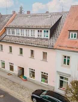 Zweifamilienhaus mit Gewerbefläche - ideale Kapitalanlage in 95643 Tirschenreuth - Tirschenreuth