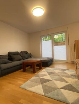 Großzügige 4-Zimmer-Wohnung mit Terrasse und eigenem Garten - Bubenreuth