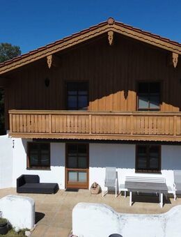 Landhaus mit Stil und Klasse nahe am Chiemsee, inclusive Einliegerwohnung - Chieming