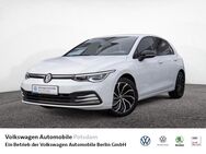 VW Golf, 1.5 TSI VIII Active, Jahr 2022 - Potsdam