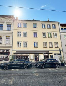 Wohn- und Geschäftshaus in zentraler Lage von Brandenburg an der Havel mit Remise auf Hof (ca. 50 m²) - Brandenburg (Havel)