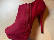 Rote heels - Warstein