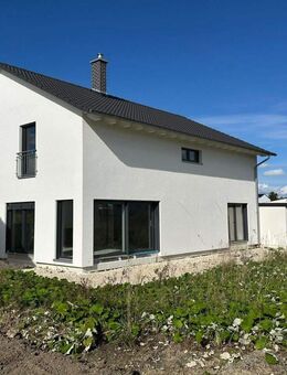 Belagsfertiger Neubau statt sanierungsbedürftiger Bruchbude - KfW55 EFH mit Doppelgarage,Garten uvm. - Nordendorf