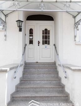representatives, stattliches und solides Einfamilienhaus mit Grundstück in begehrter Lage - Apolda