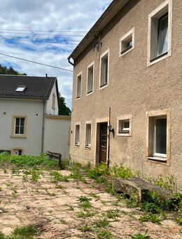 Sächsische Schweiz! Preis ist VB!! Wohnhaus mit kleinem Hof in 01814 Krippen/Bad Schandau zu verkaufen - Bad Schandau