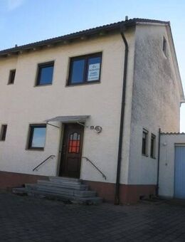 Älteres Haus wartet auf neue Ideen..... - Gunzenhausen