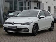 VW Golf 1.5 TSI Style / Standheizung - Meißen