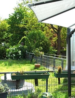 Heim mit Einliegerwohnung zur späteren Selbstnutzung am Britzer Garten-architektonische Perle! - Berlin