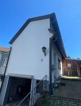 Kleines Haus mit 2 Wohnungen in ruhiger Lage in Bühlertal - Bühlertal