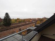 PHANTASTISCHER AUSBLICK 2,5 Zimmer Dachgeschoss Maisonette-Wohnung mit Südloggia direkt am Rande der Nürnberger Altstadt - Nürnberg