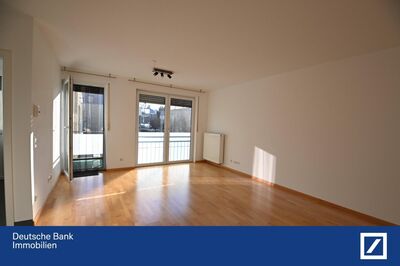 Top-gepflegte 2-Zimmer-Wohnung in ruhiger Lage mit Aufzug, Keller, Balkon und Garage! Sofort frei!