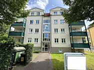 Laubegast/Lindenpark: Ruhige Dachgeschoss-Maisonette-Wohnung mit zwei Zimmern und Balkon in Elbnähe - Dresden