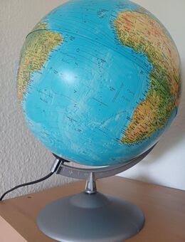 Globus beleuchtet und drehbar - Beindersheim