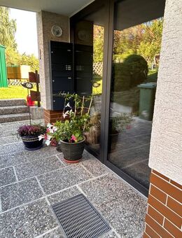 Helle 3-Zimmer-Wohnung mit zwei Balkonen, Gartennutzung und moderner Einbauküche - Coburg