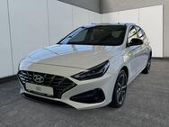 Hyundai i30, 1.5 T-GDI Advantage Mild-Hybrid M T, Jahr 2024 - Potsdam