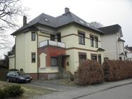 Großzügige 3-Zimmer-Wohnung im OG einer schönen Altbau-Villa - Pinneberg-Mitte - Pinneberg