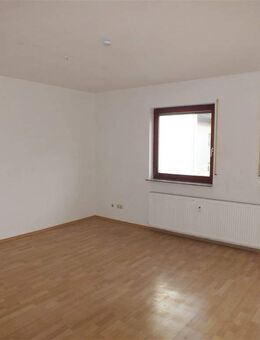 3 Zimmer Wohnung in Nauheim mit ca. 90m² Wohnfläche mit Carport im Hof - Nauheim