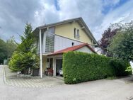Schönes Reiheneckhaus mit Solaranlage, Kachelofen und eingewachsenem Garten in Großaitingen! - Großaitingen