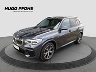 BMW X5, xDrive30d M Sport, Jahr 2022 - Schwerin