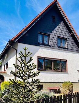 Freistehendes EFH mit Wintergarten, Garage und schönem Garten plus separatem Grundstück - Kindsbach