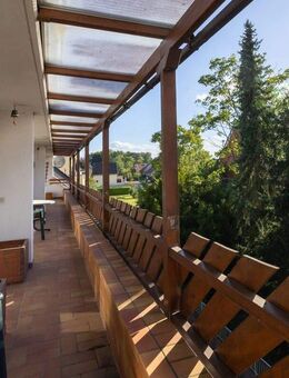 Bergisch Gladbach-Hand: Zwei Eigentumswohnungen im Dachgeschoss - eine ganze Ebene für sich allein! - Bergisch Gladbach