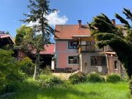 Bauernhaus mit Garage, Nebengebäude und schönem Gartengrundstück - Helbedündorf