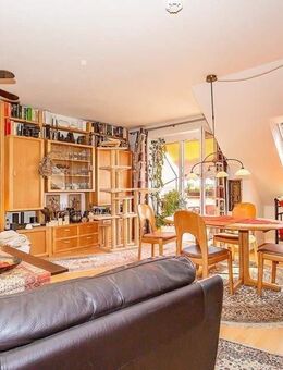 Attraktives Investment: charmantes DG mit Mieter - Schönefeld