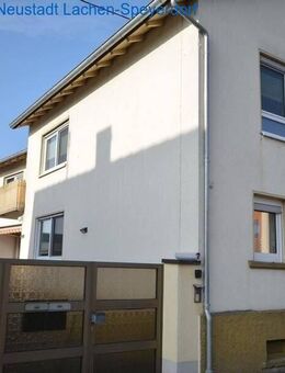 Wohnraum für 2 Familien - Böhl-Iggelheim