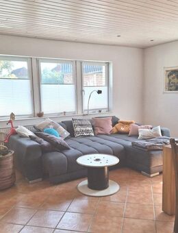 Diese Immobilie ist vielseitig nutzbar. Mit großer Wohnfläche und viel Platz für Hobbys, Kleingewerbe etc. - Wolfsburg